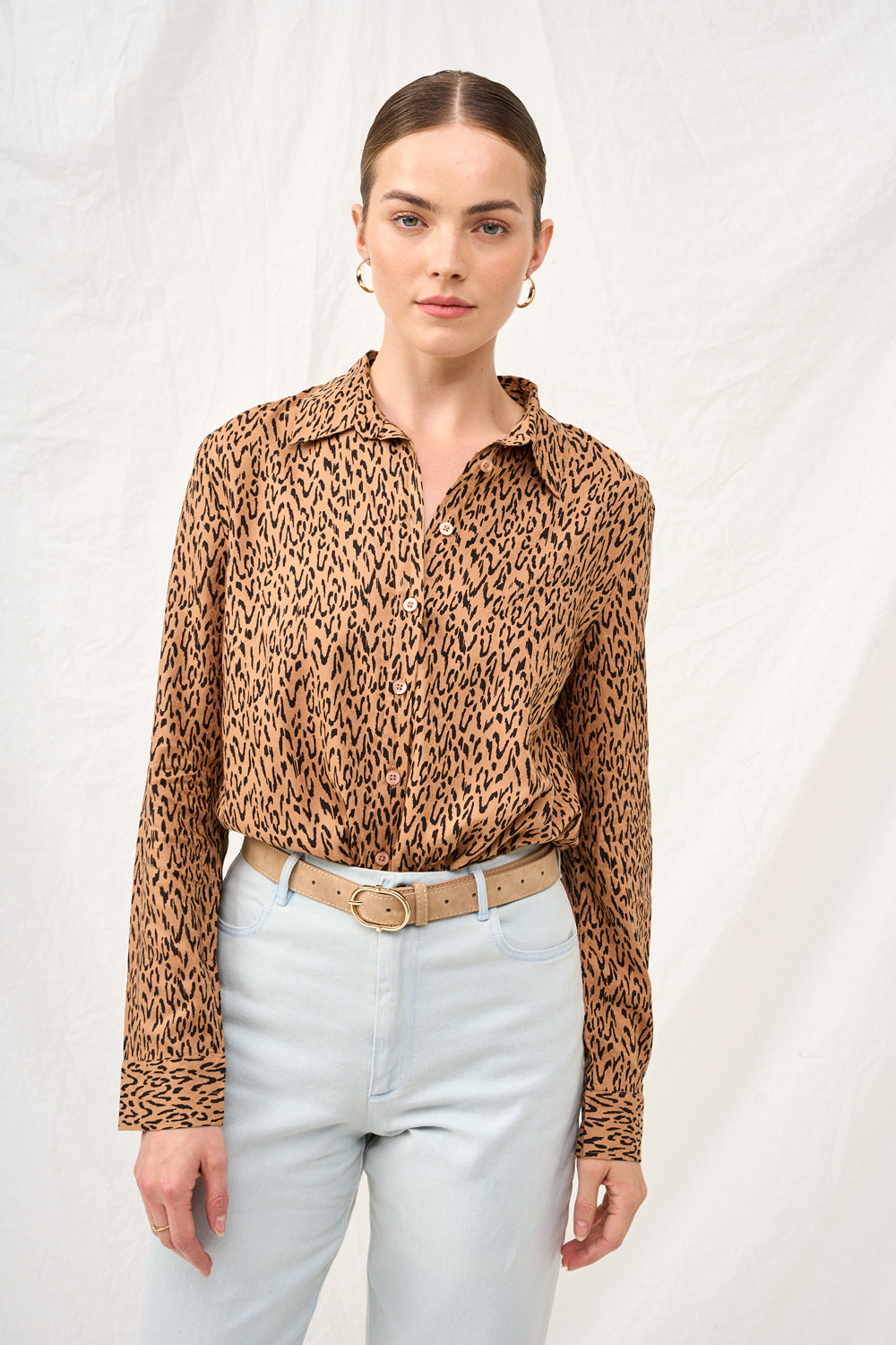 Valerie blouse with delicate burgundy floral print