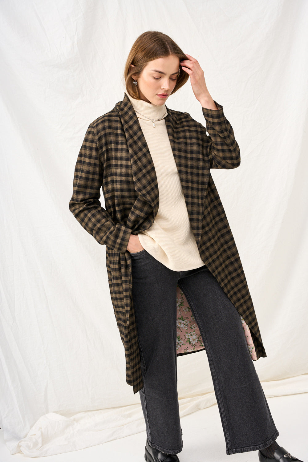 Dark plaid Charlotte coat