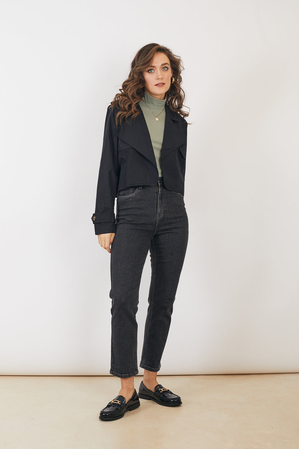 ג׳קט טרנץ׳ שחור