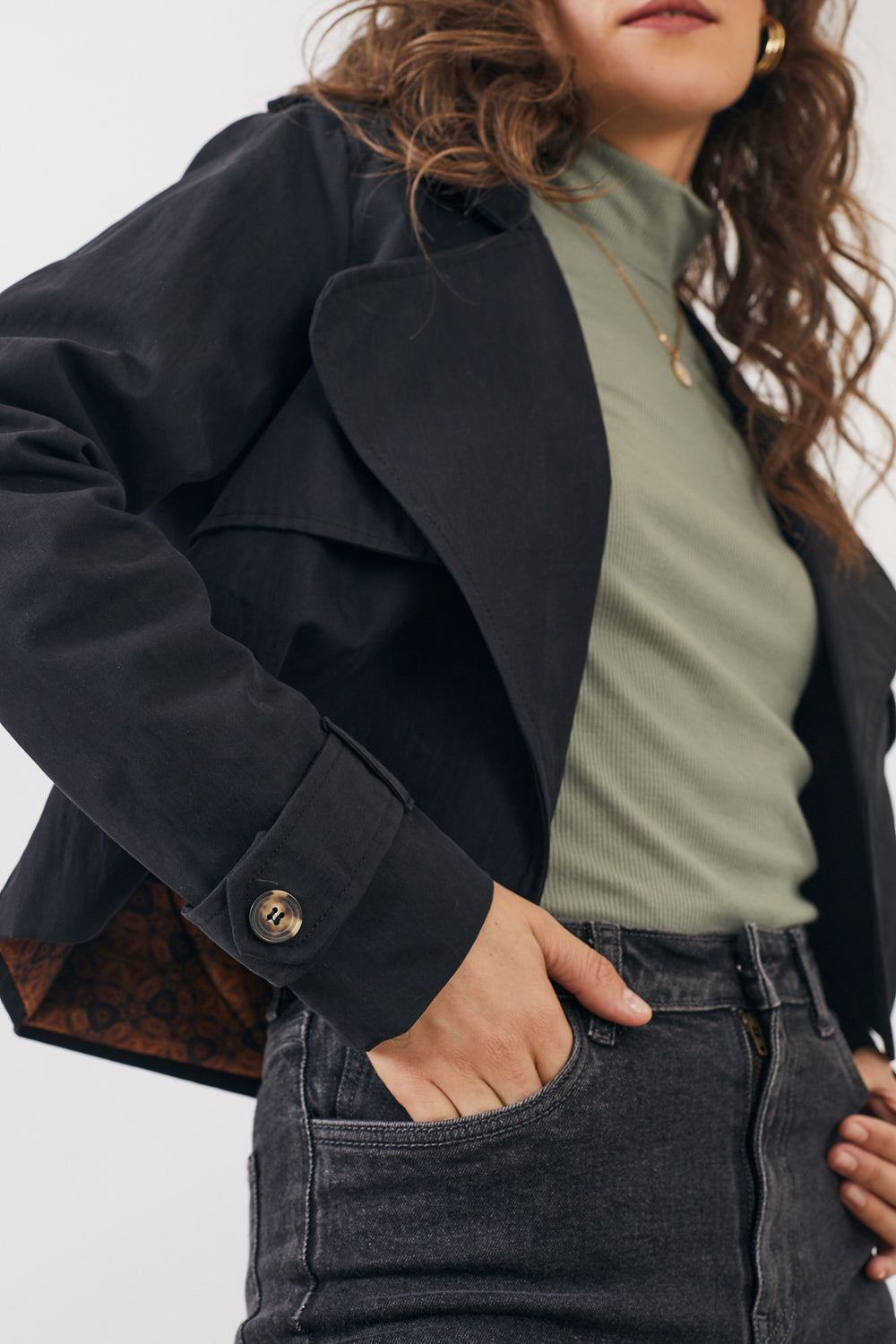 ג׳קט טרנץ׳ שחור