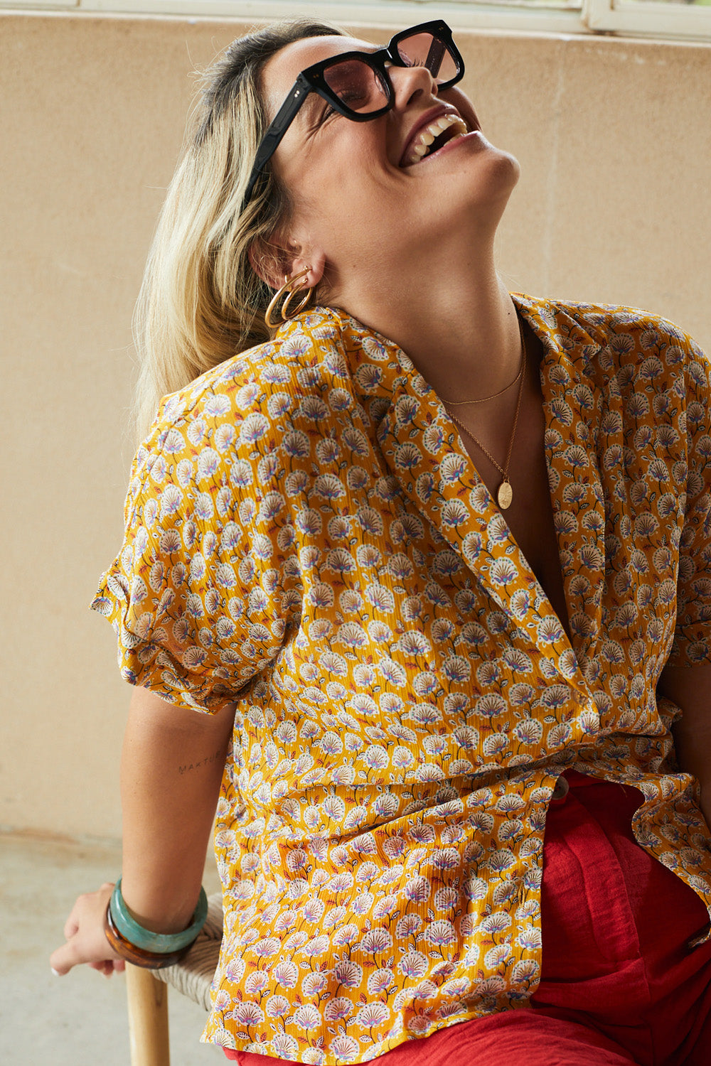 Melissa light floral shirt