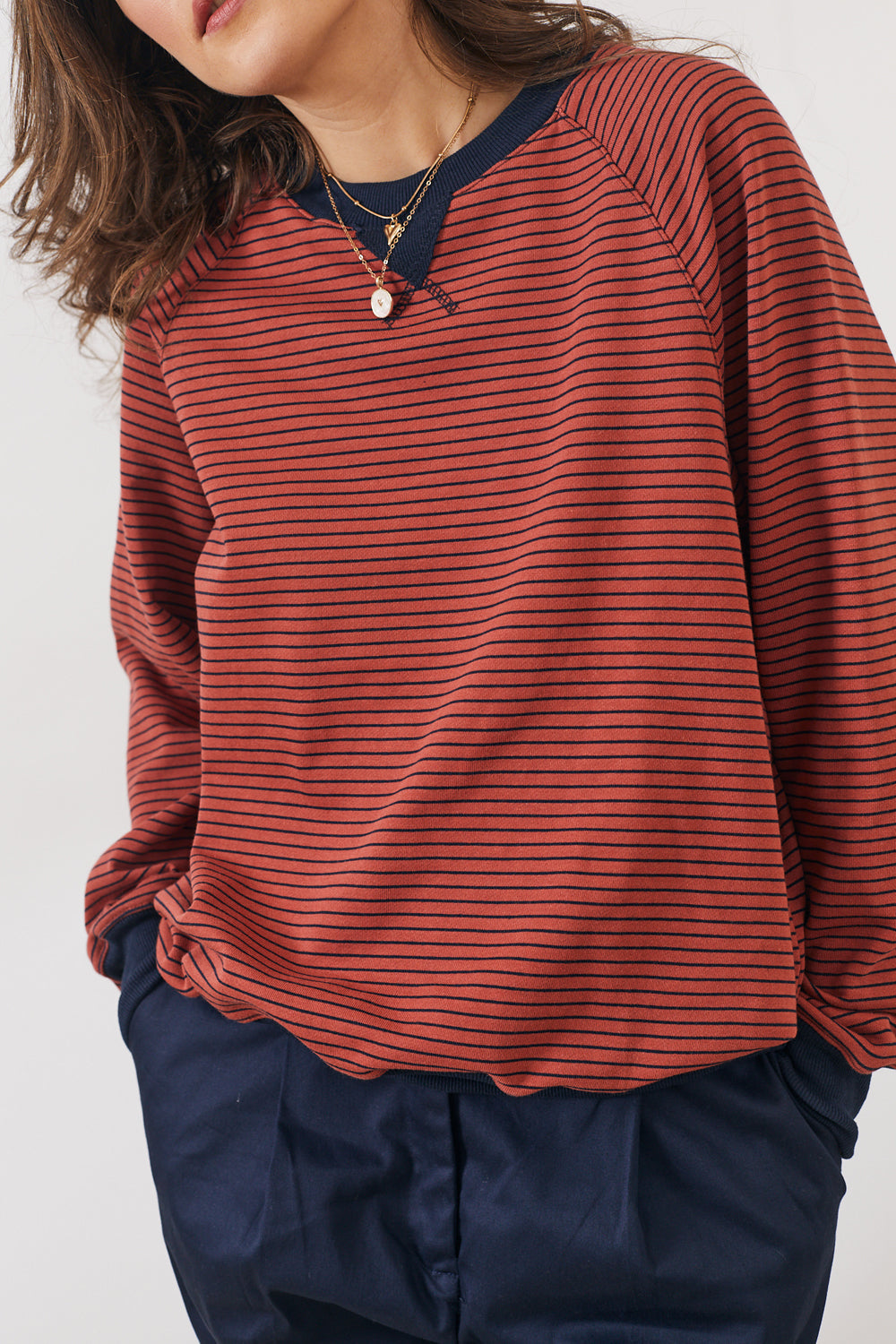 סווטשירט בילי פסים נייבי