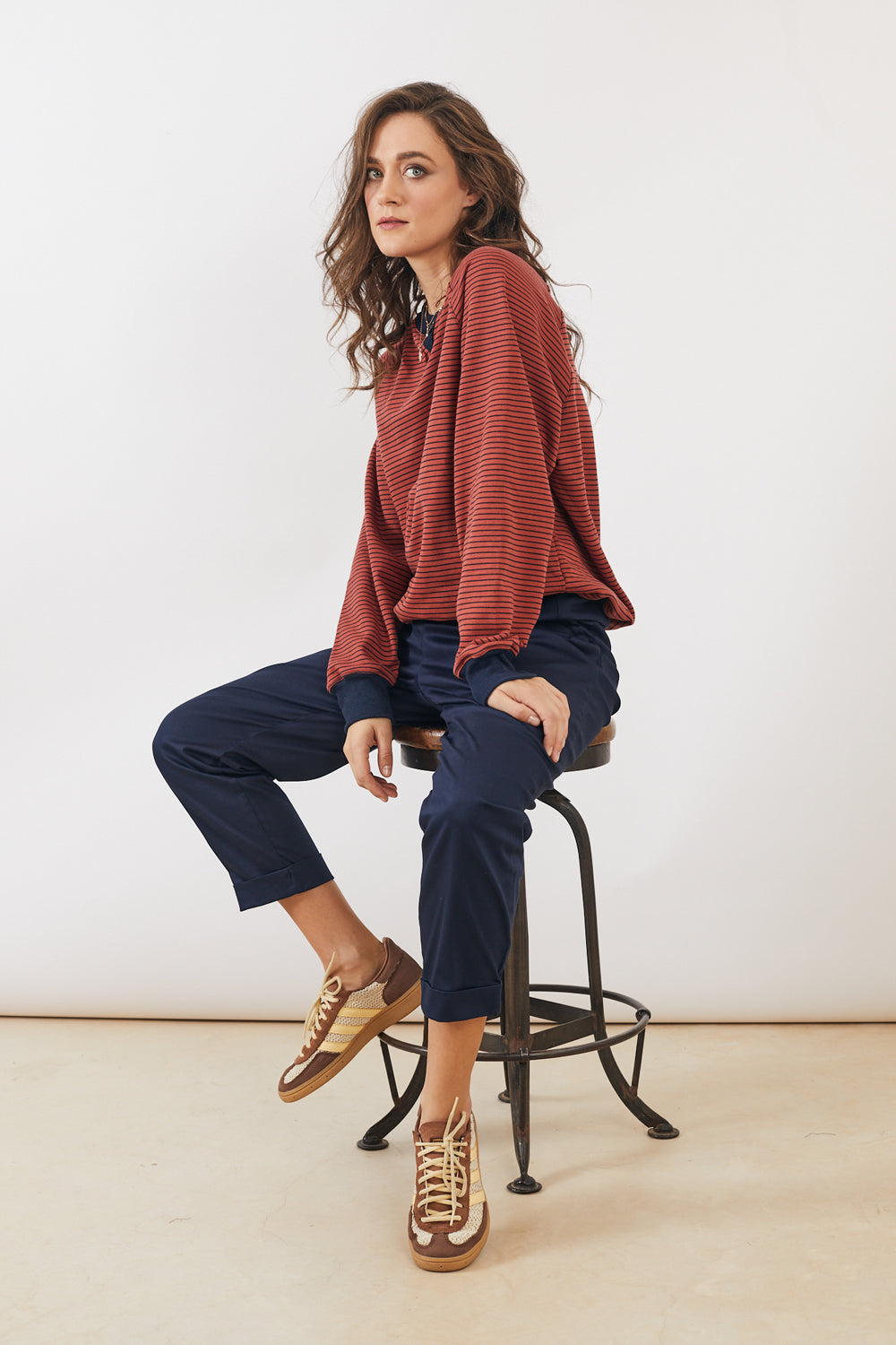 סווטשירט בילי פסים נייבי