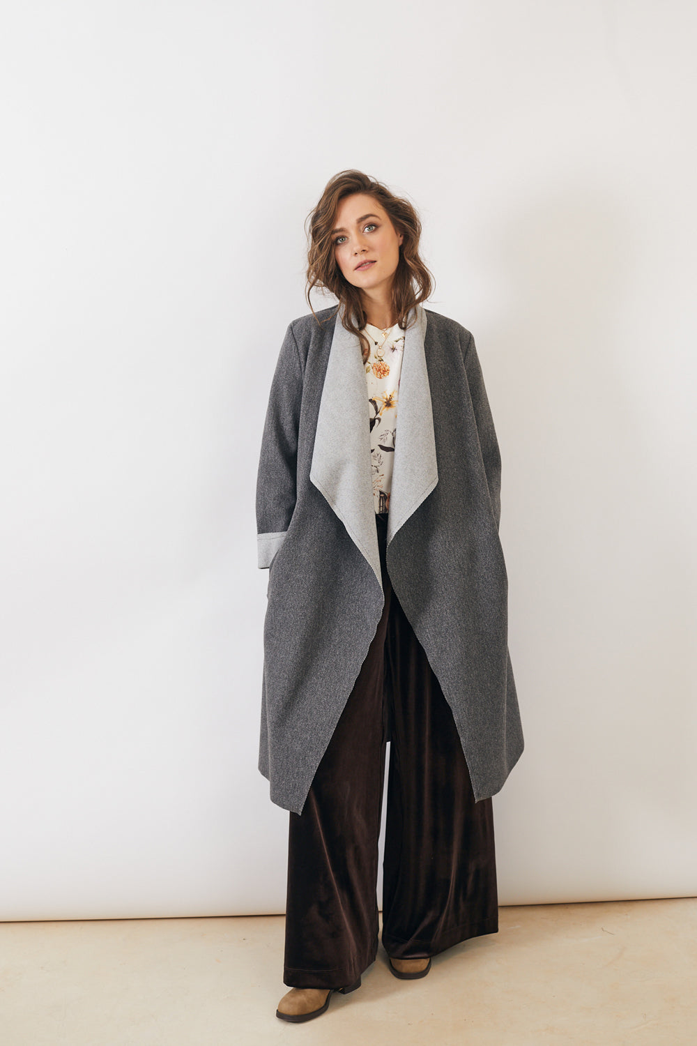 מעיל מעטפת אפור