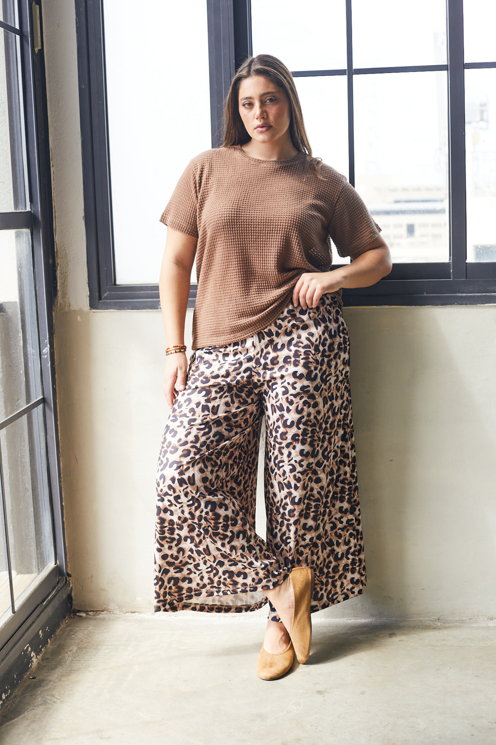 טי שירט מושלמת סריג חום