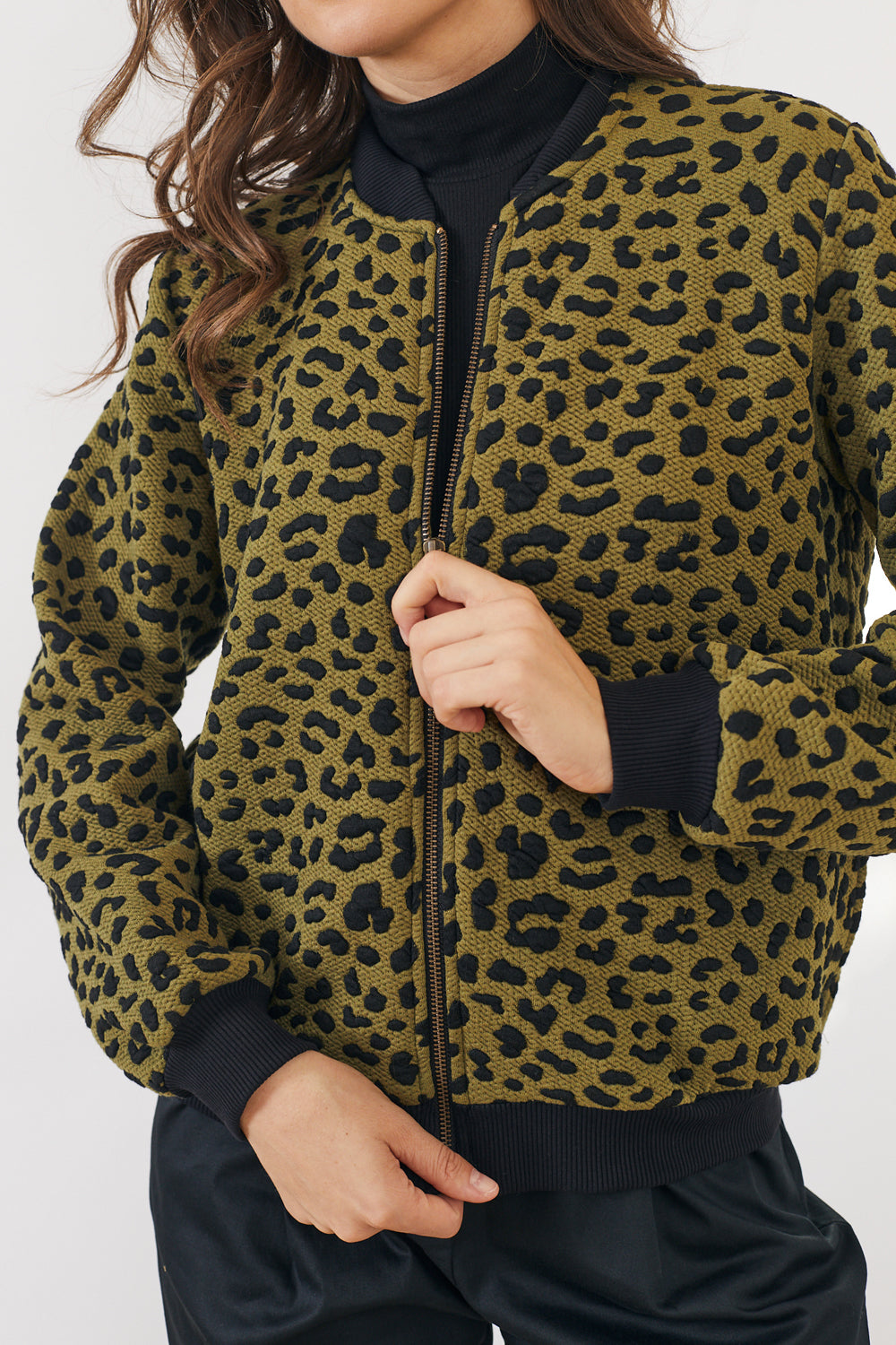 בומבר קווילט ירוק מנומר