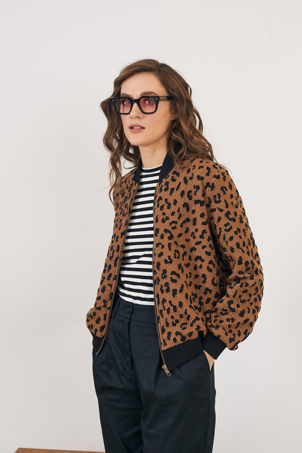 בומבר קווילט קאמל מנומר