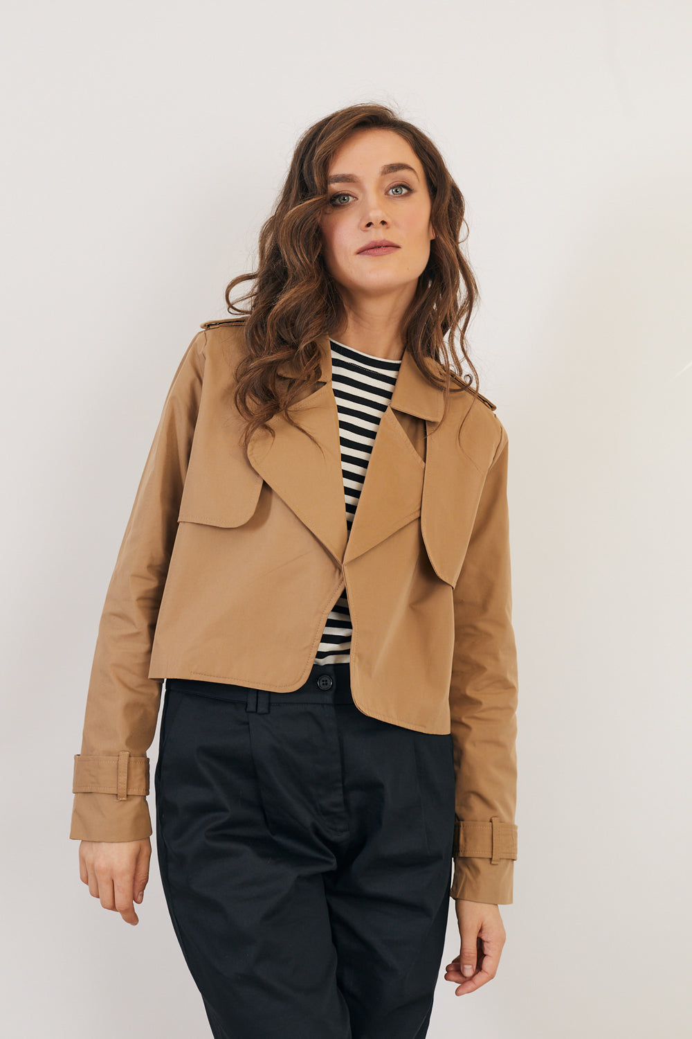 ג׳קט טרנץ׳ קאמל