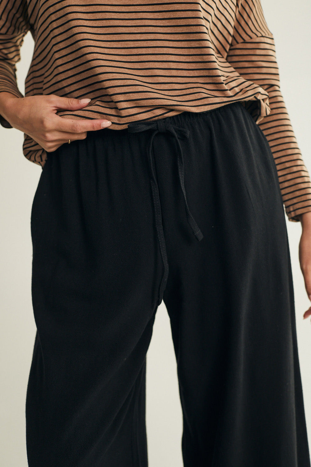 Rachel autumn trousers in black color