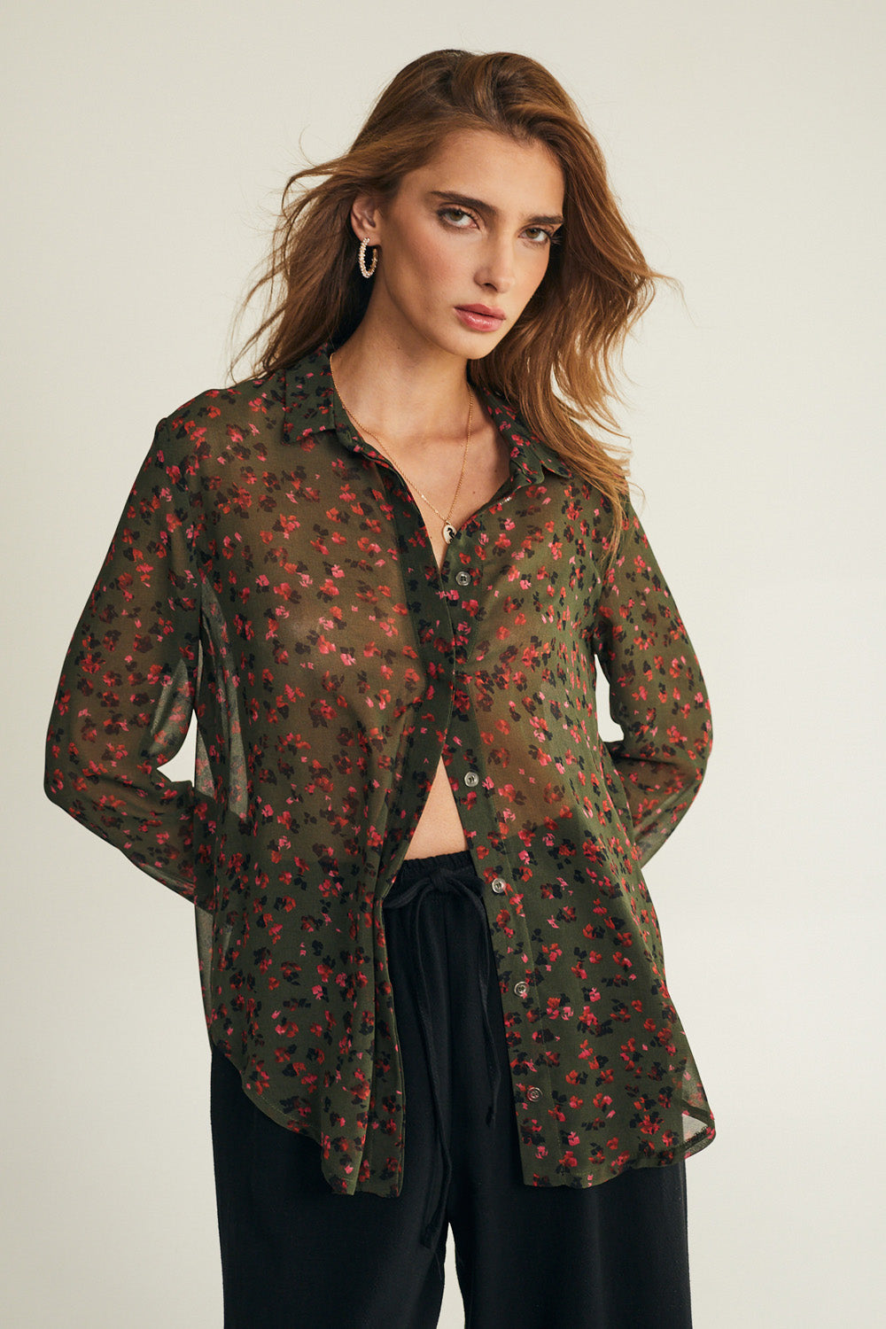 חולצת קלואי שיפון ירוק כהה