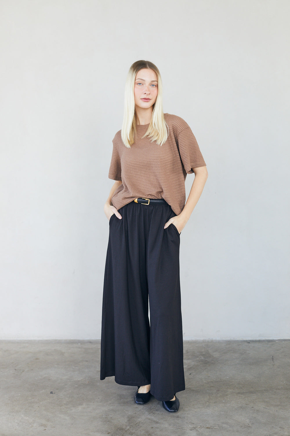 מכנסיים אוליביה מודל שחור