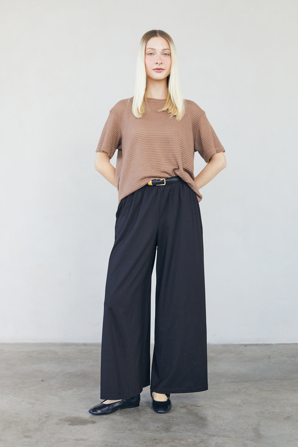 מכנסיים אוליביה מודל שחור