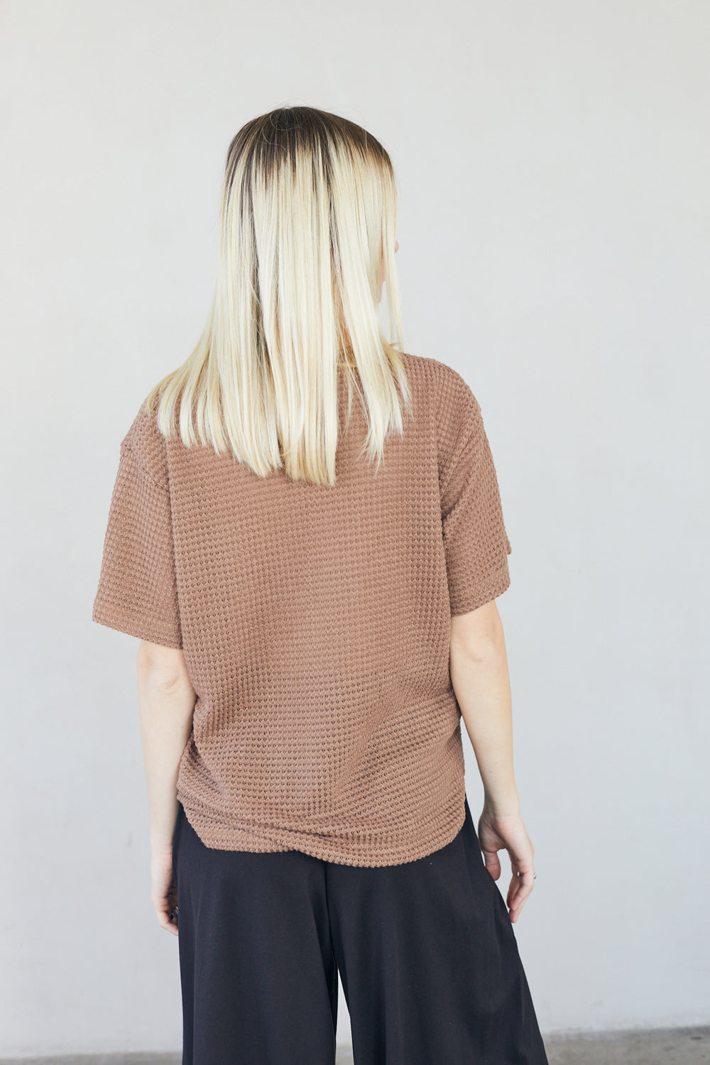 טי שירט מושלמת סריג חום