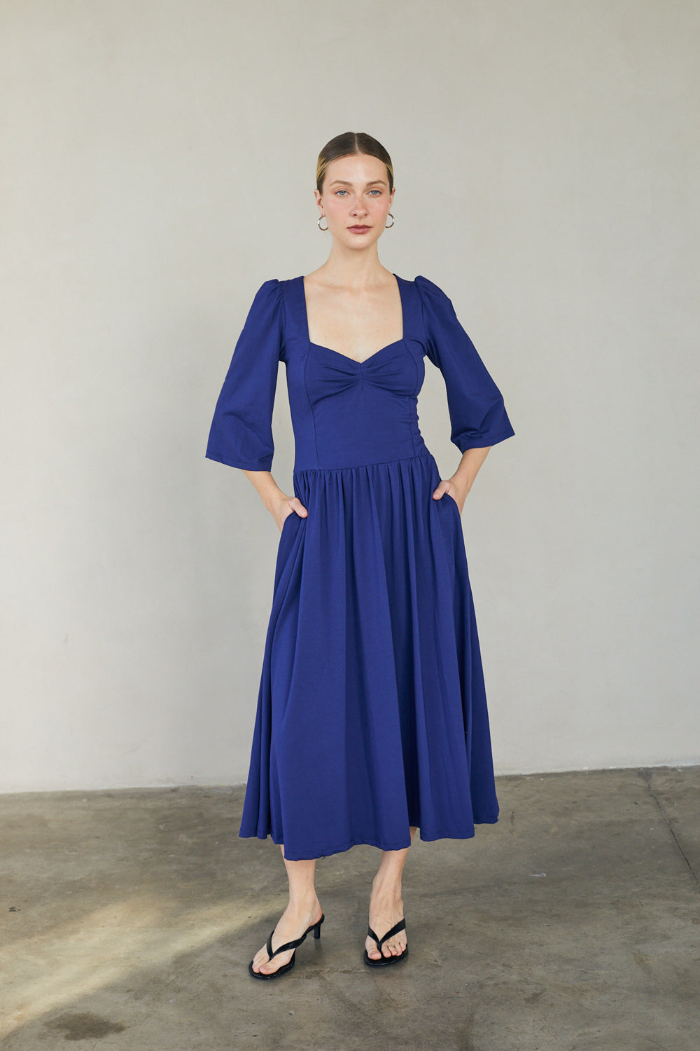 שמלת בלה כחול רויאל - מהדורה מוגבלת