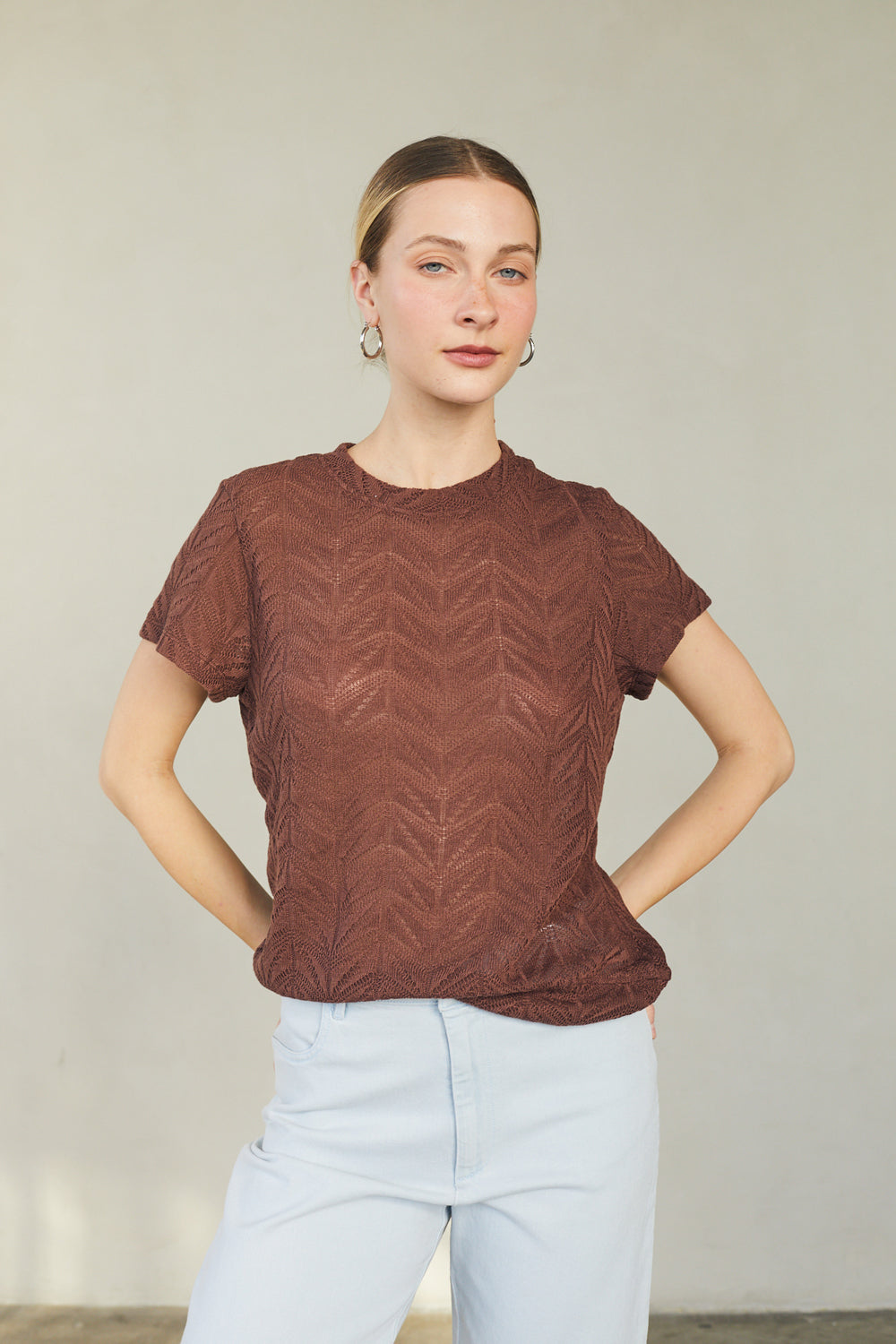 חולצת ג׳מה תחרה חומה