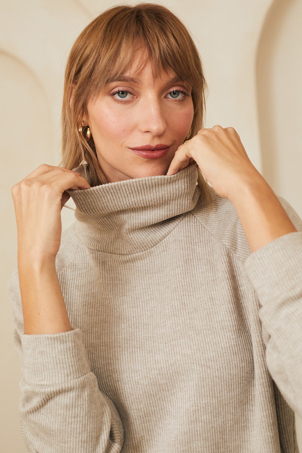 סוודר מלני אבן