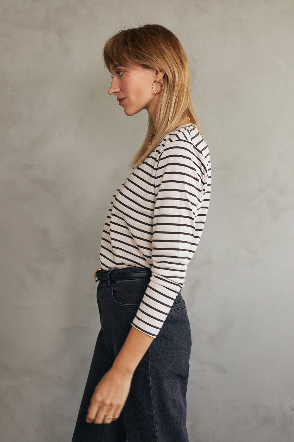חולצת ויקי פס כהה