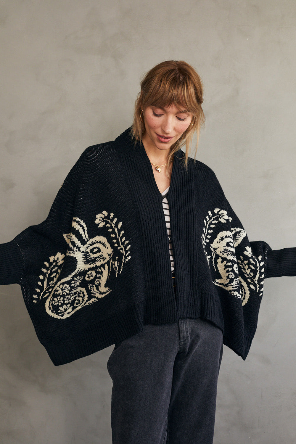 קרדיגן באני שחור