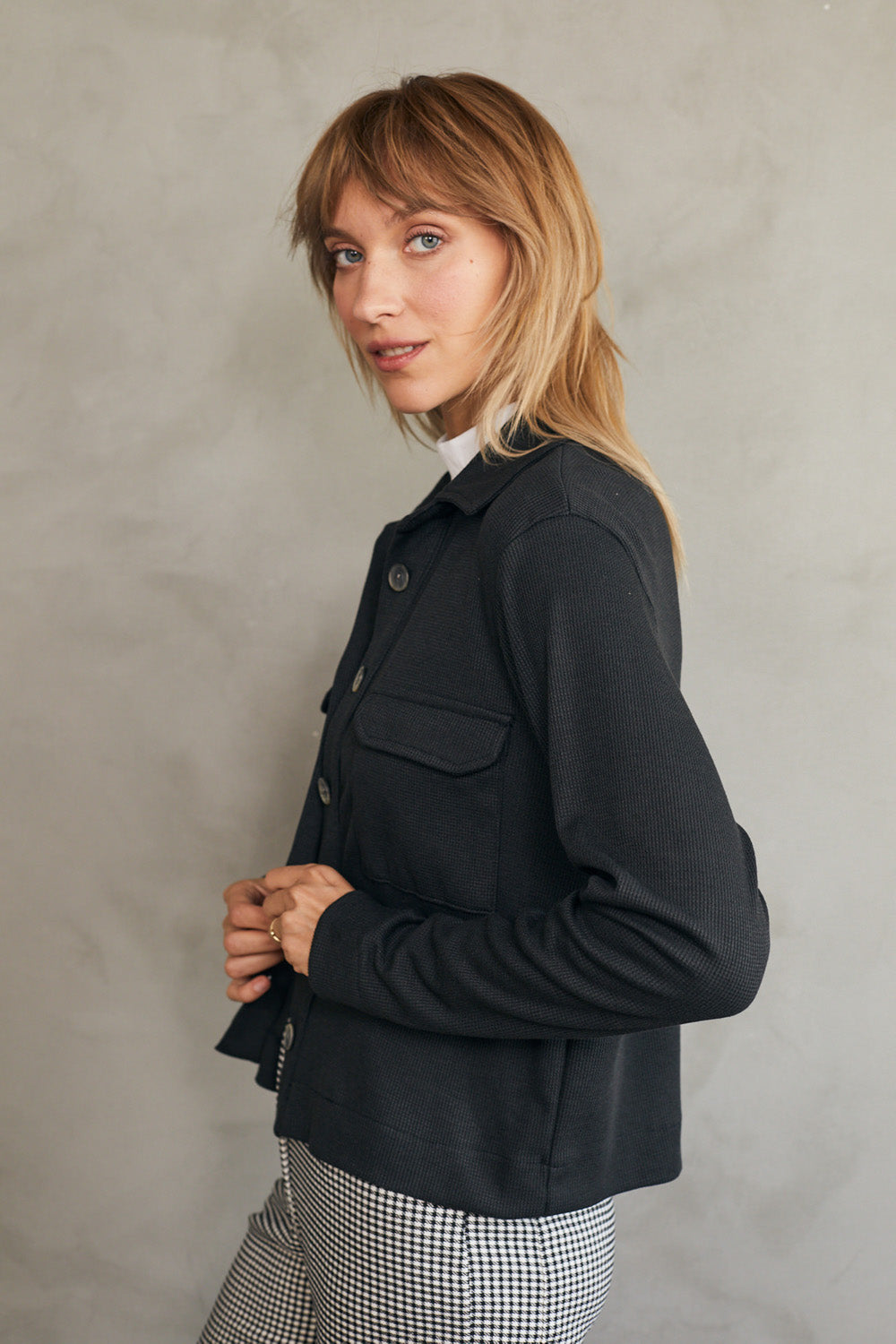 ג׳קט מרטינה שחור גרניט