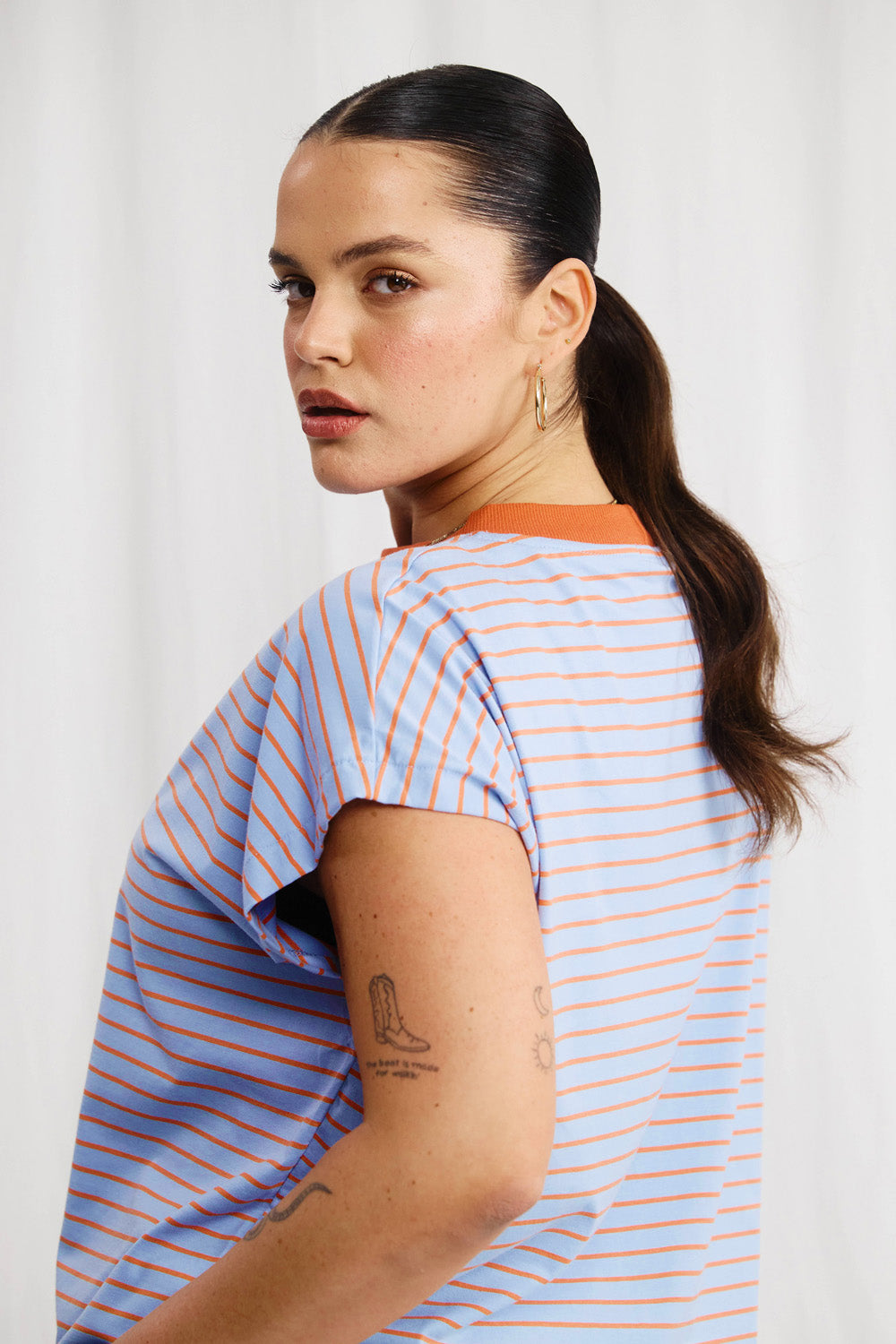 Gia gray striped t-shirt