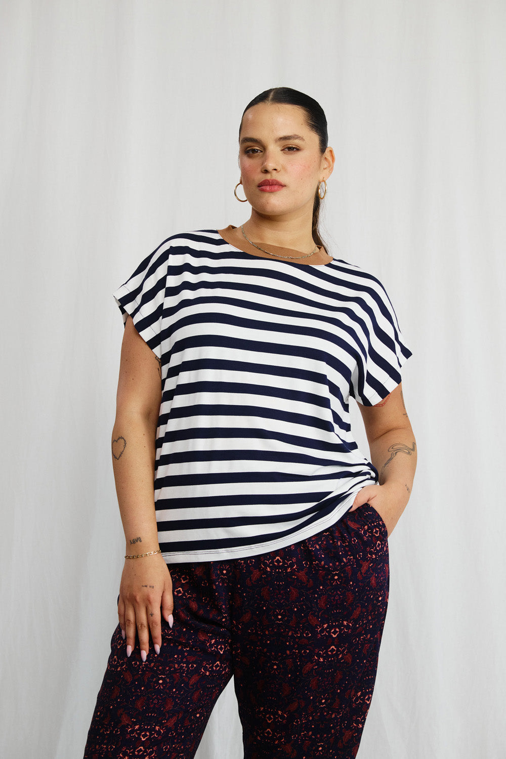 Gia gray striped t-shirt
