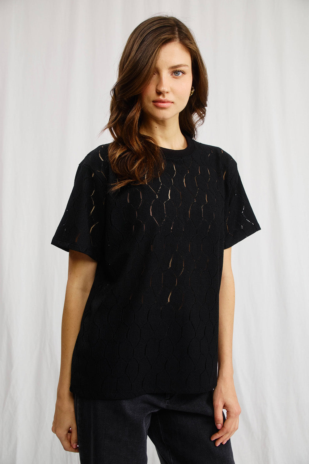 טי שירט מושלמת תחרה שחורה