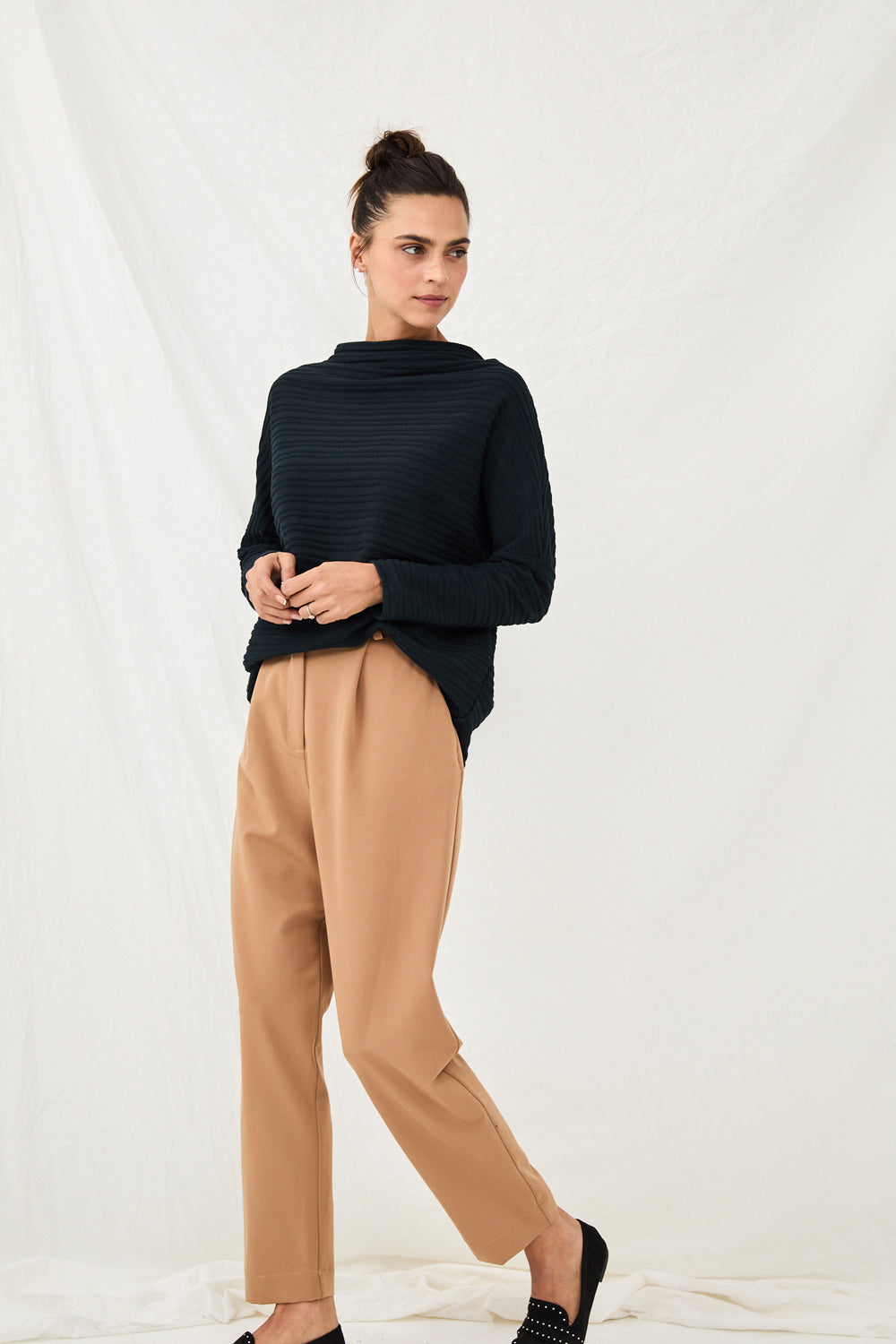 Antonia Camel pants