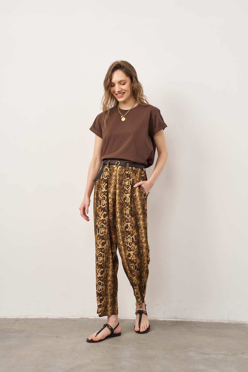 Eve linen pants in clear color