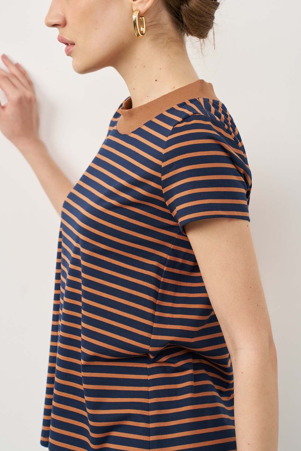 Brown striped t-shirt