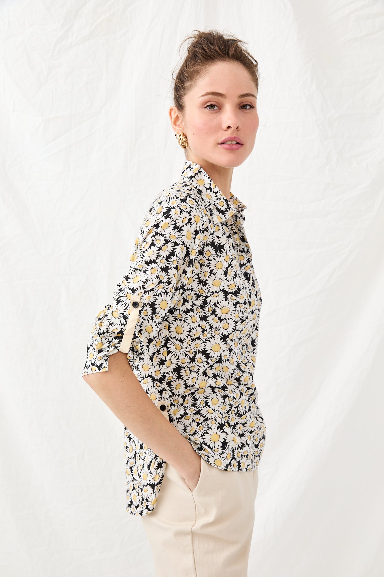 Foxy chrysanthemum print shirt