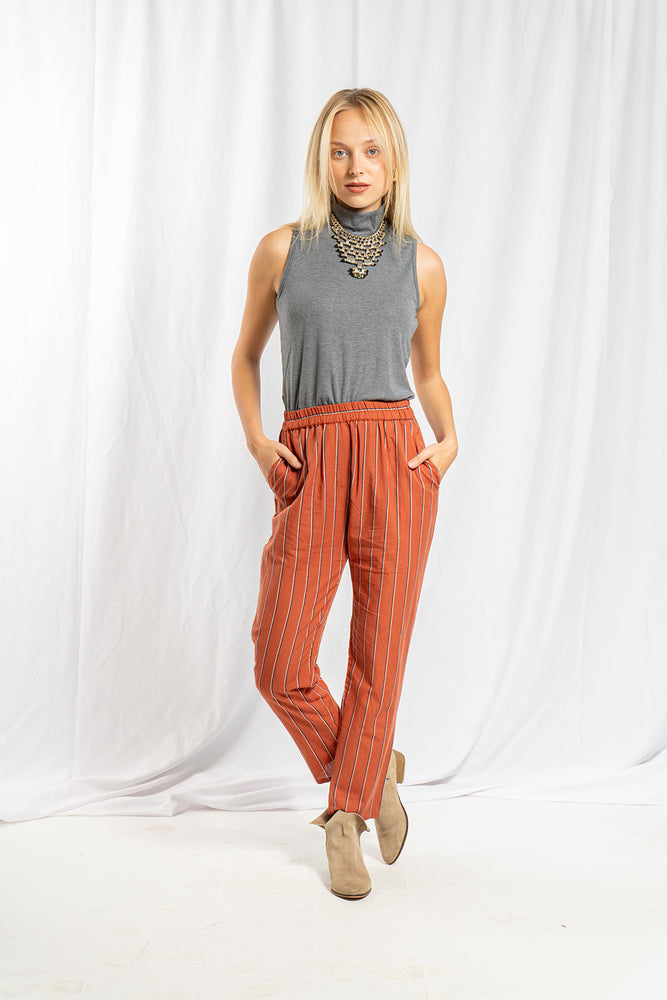 White Lauren pants with a scratchy print