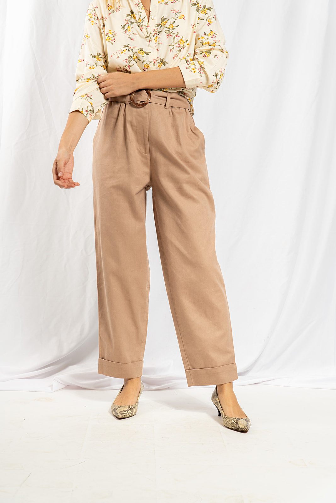 Stone-colored linen Yves pants