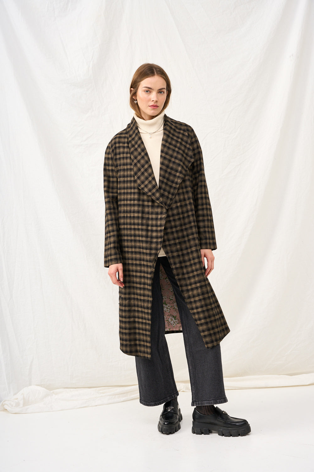 Dark plaid Charlotte coat