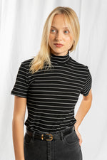 Black and white stripes loka knit