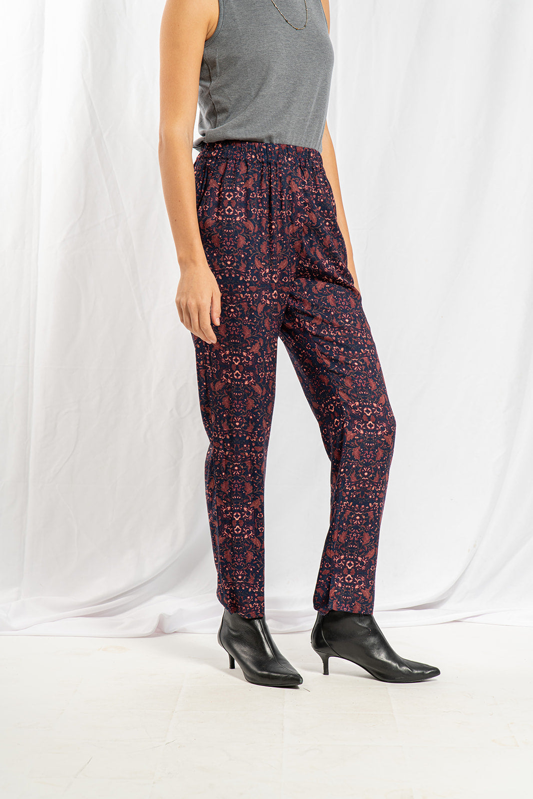 Lauren tansel floral brown pants