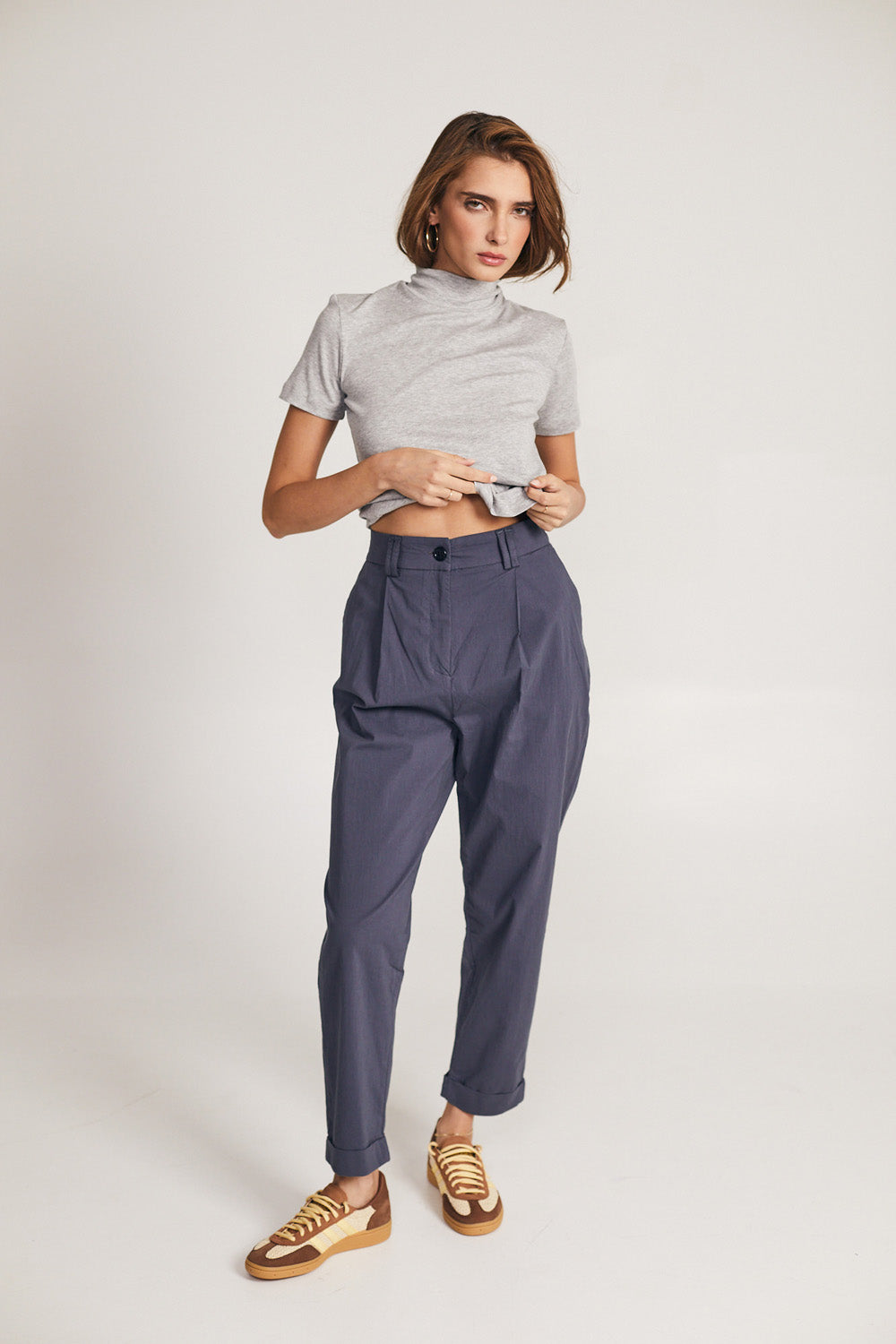 Giovanna pants in gray color