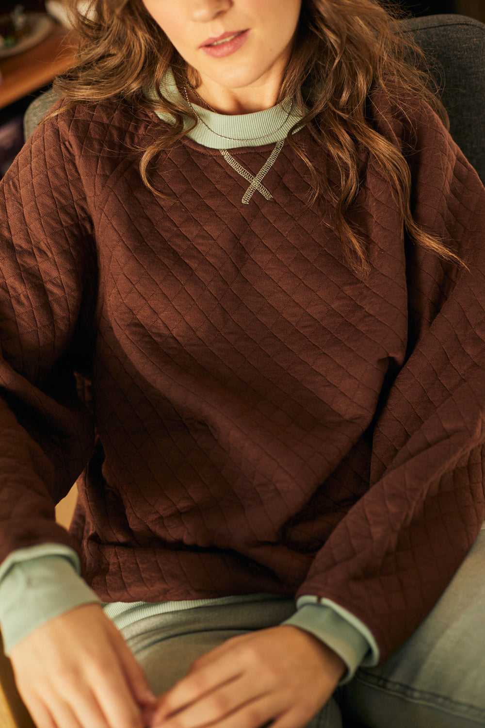 סווטשירט קווילט חום