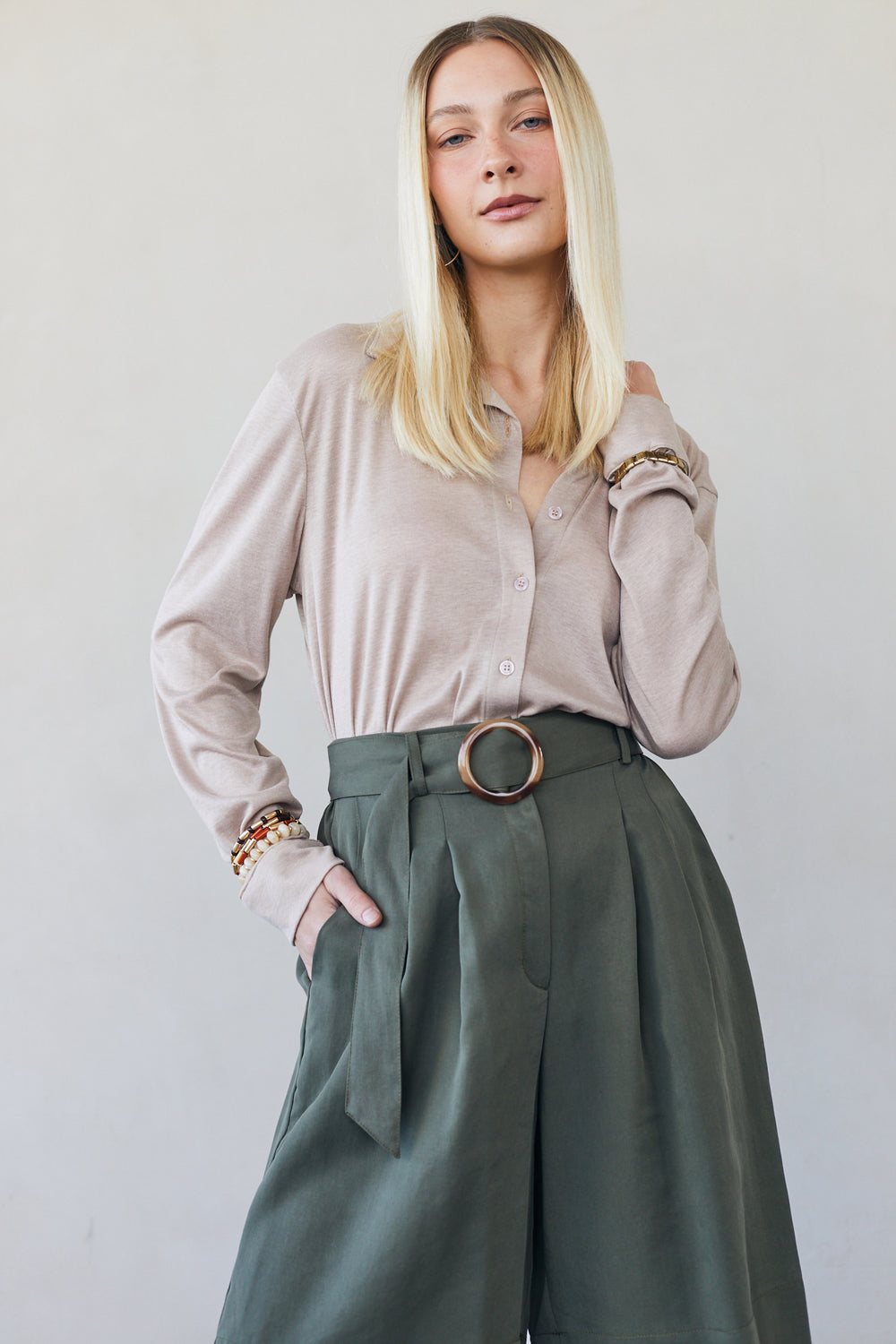 חולצת סריג מכופתרת