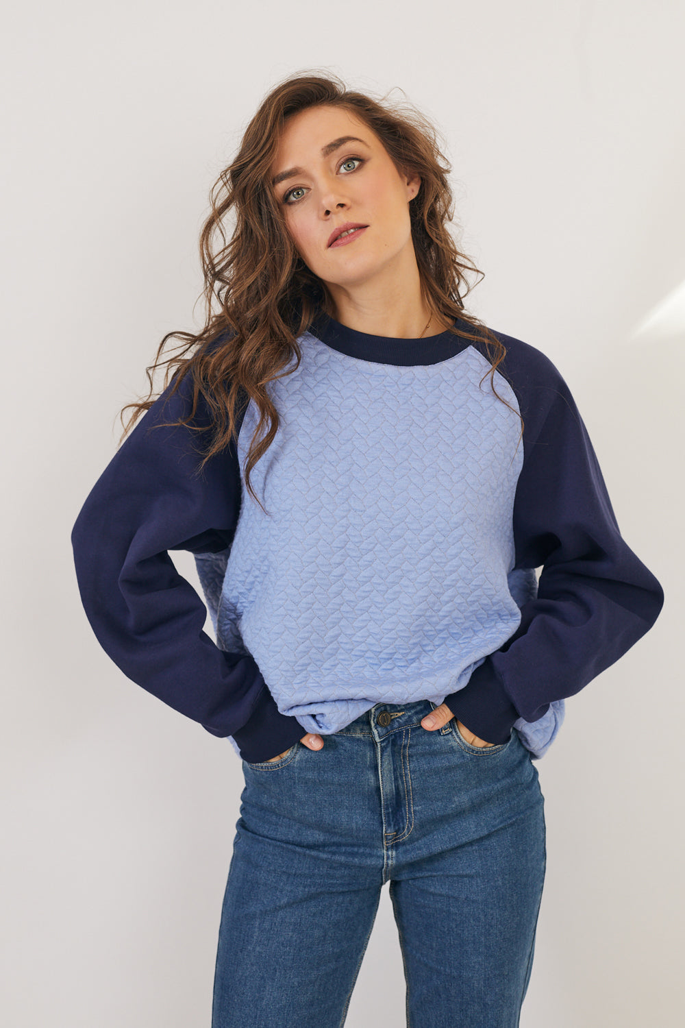 סווטשירט בילי קווילט כחול