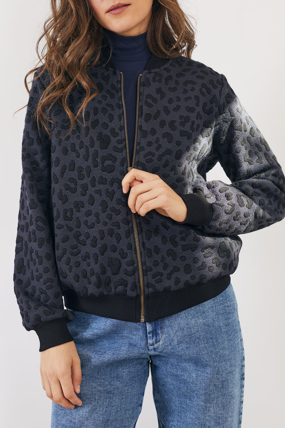 בומבר קווילט מנומר נייבי