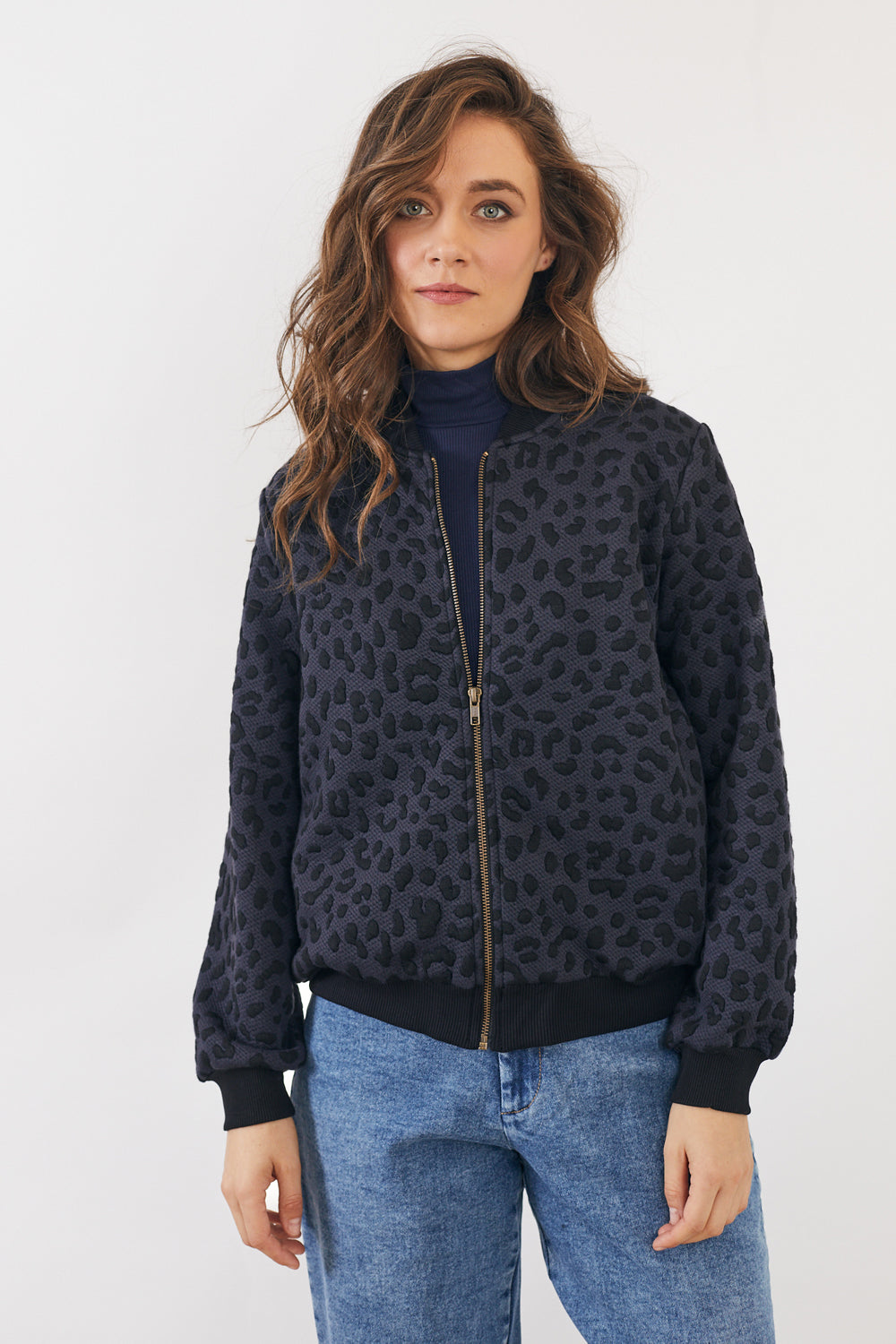 בומבר קווילט מנומר נייבי