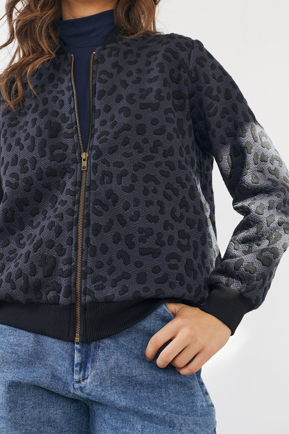 בומבר קווילט מנומר נייבי