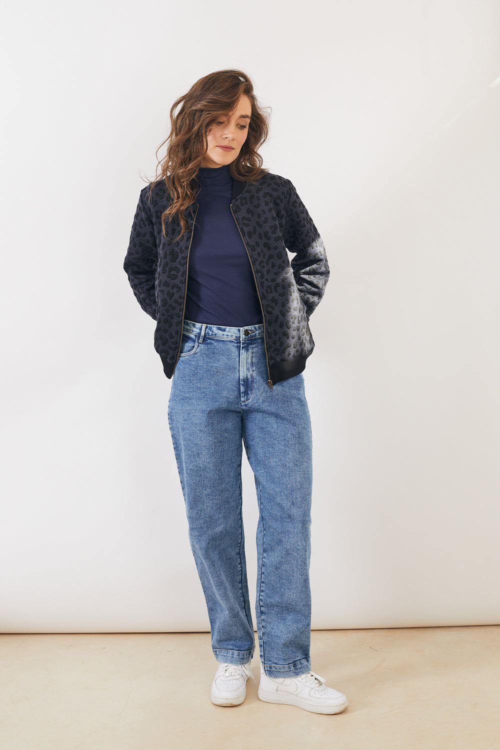 בומבר קווילט מנומר נייבי