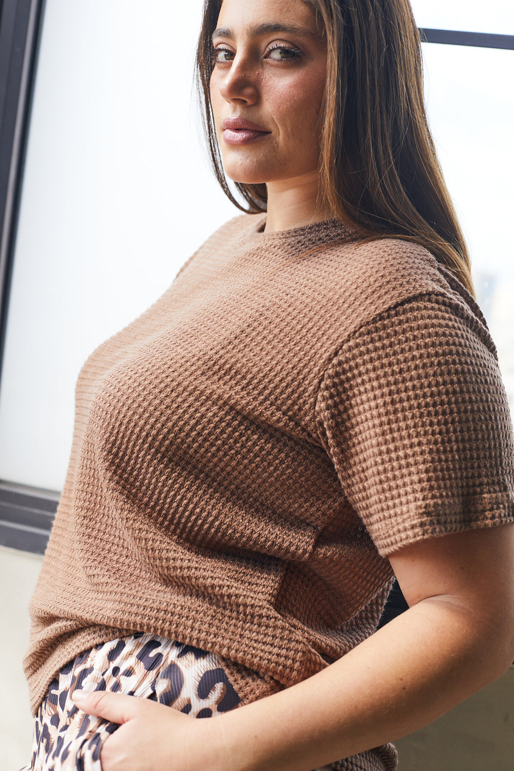 טי שירט מושלמת סריג חום