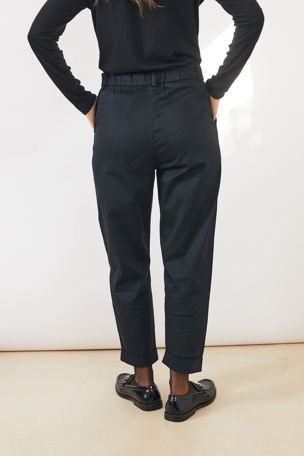 מכנסיים ג׳ובאנה חורף בצבע שחור