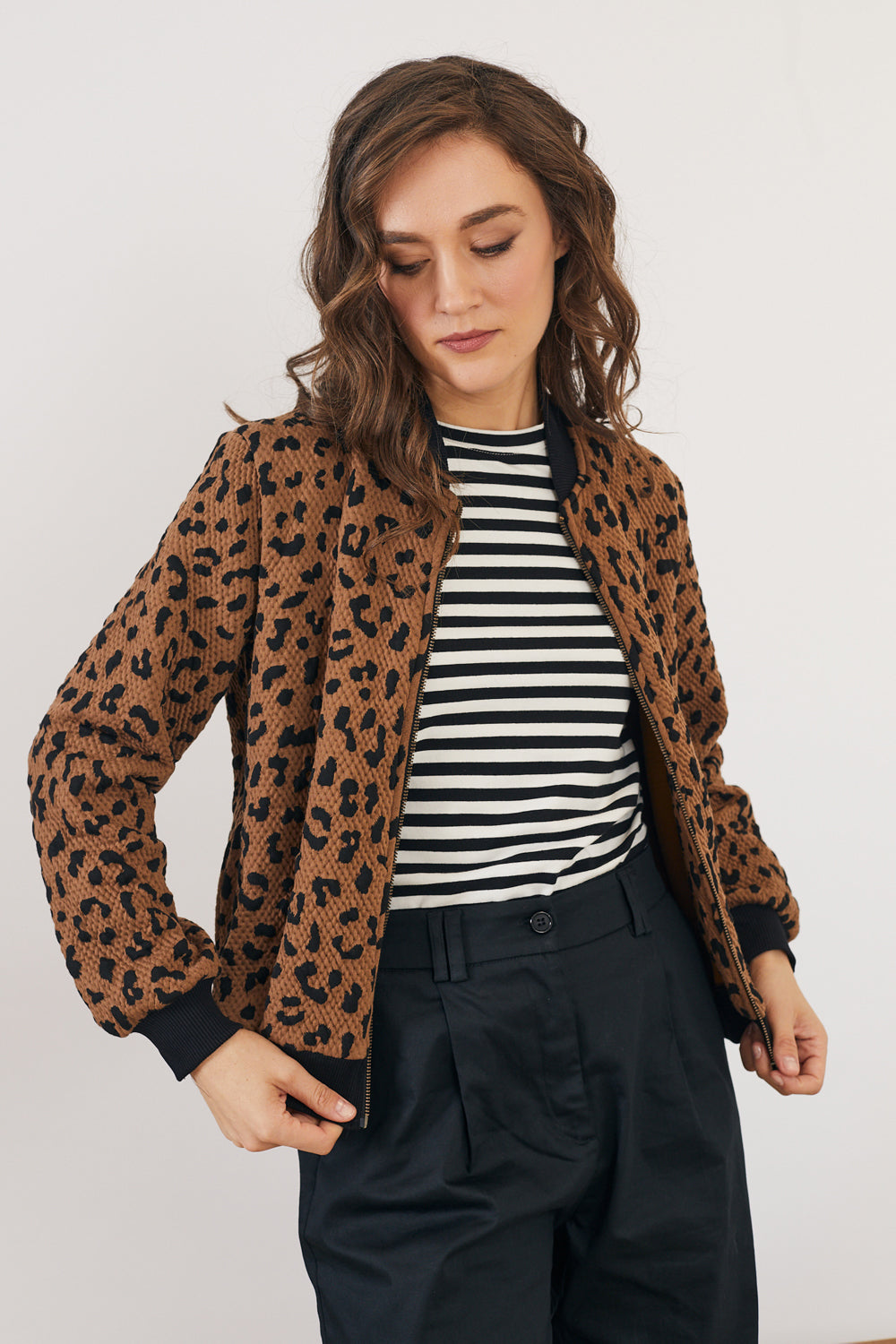 בומבר קווילט קאמל מנומר