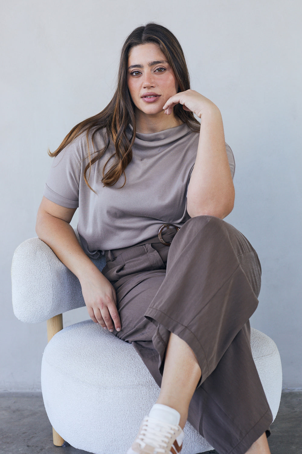 חולצת רומי בצבע מוקה