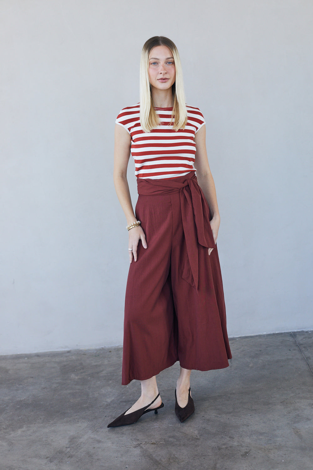 חולצת לטי פסים אדום לבן