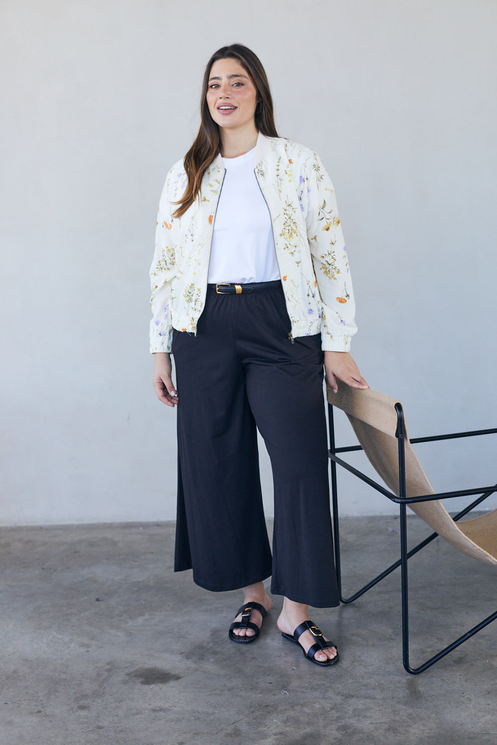 עליונית סוקי פרחים שמנת