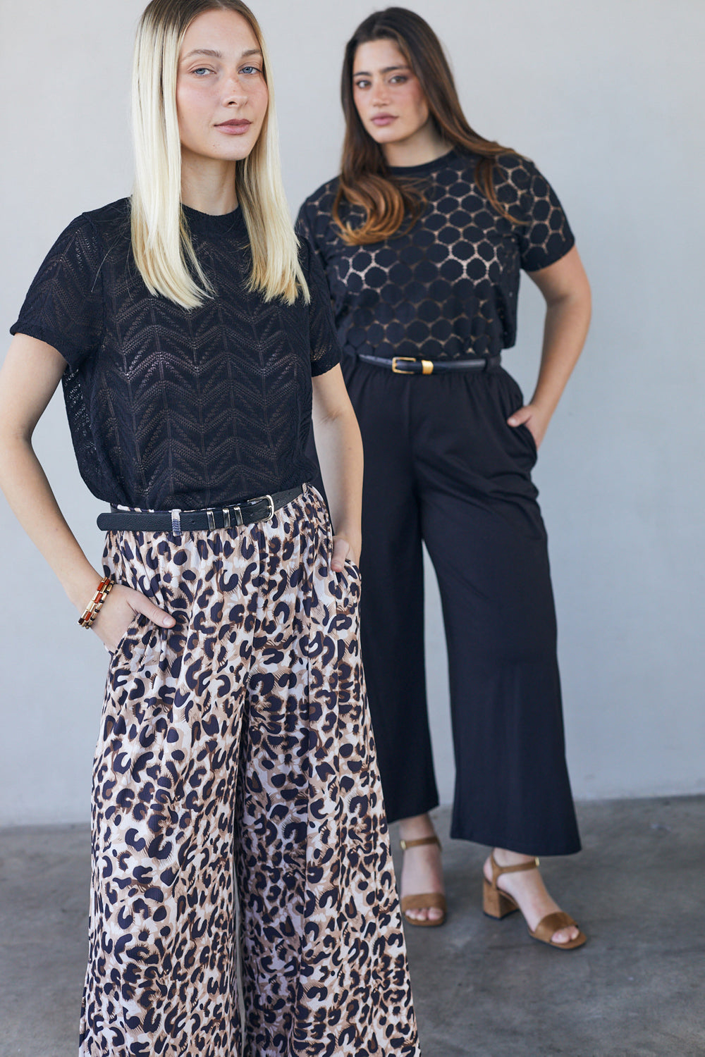 חולצת ג׳מה תחרה שחורה